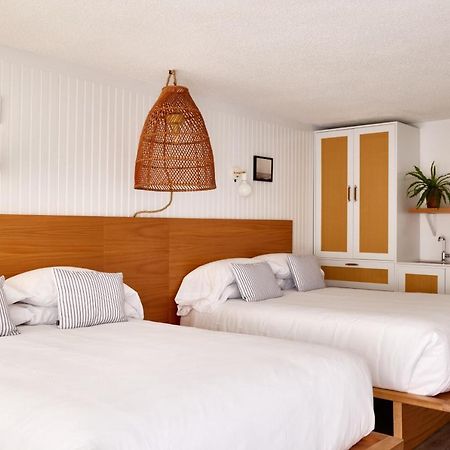Parker Beach Lodge South Yarmouth Exteriör bild