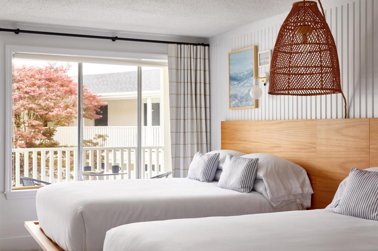 Parker Beach Lodge South Yarmouth Exteriör bild