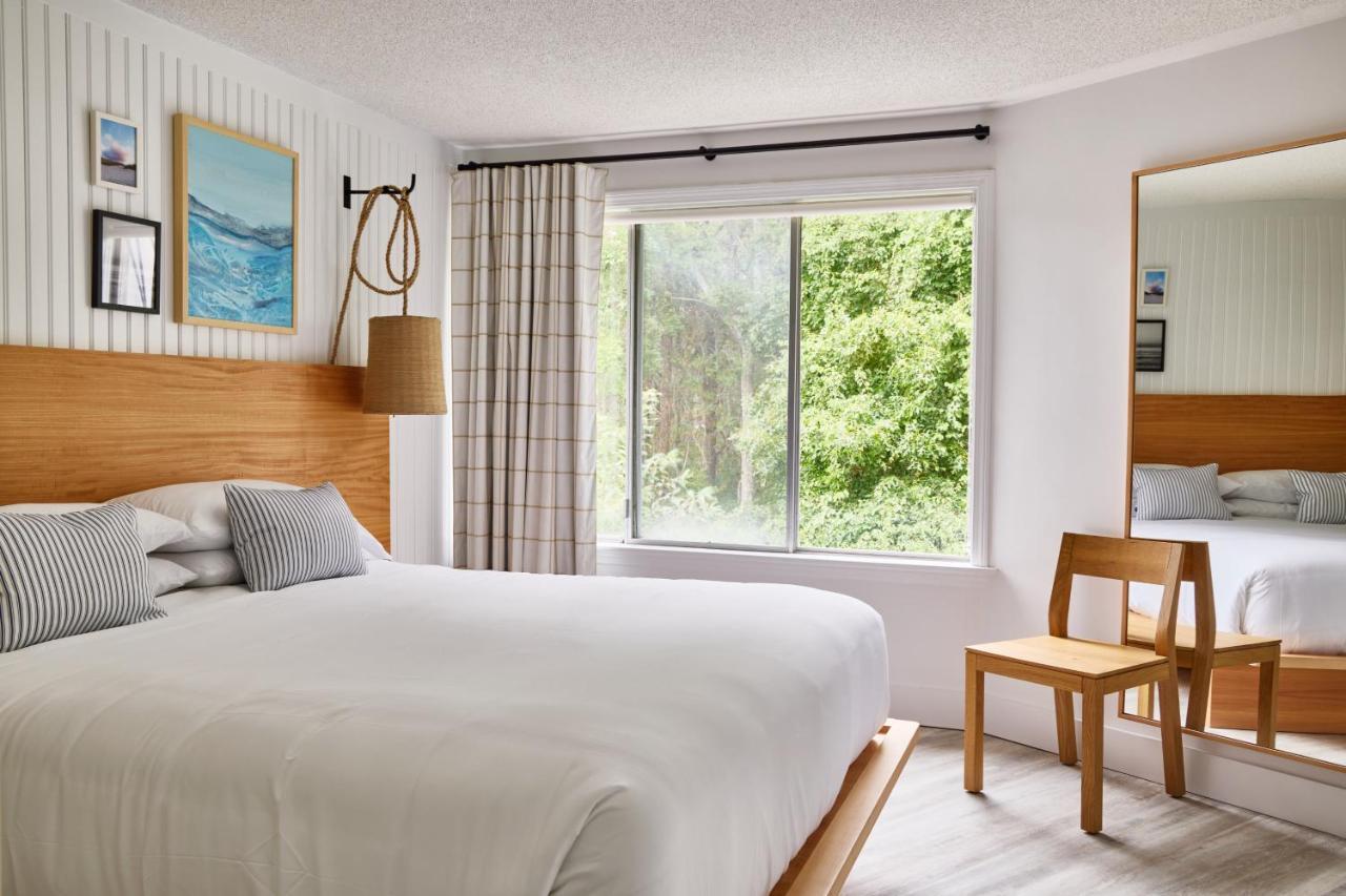 Parker Beach Lodge South Yarmouth Exteriör bild
