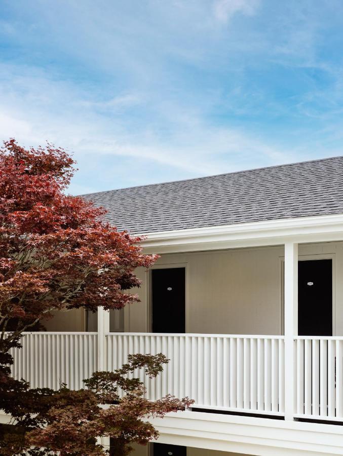Parker Beach Lodge South Yarmouth Exteriör bild